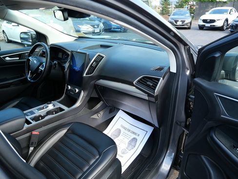 Used 2022 Ford Edge SEL w/ Convenience Package AWD/4WD image 17