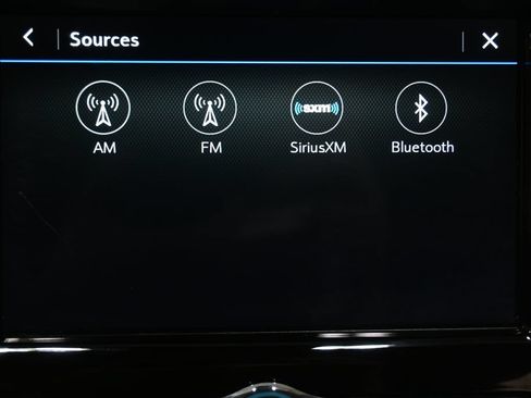 Used 2019 Chevrolet Trax LT w/ LT Convenience Package FWD image 24