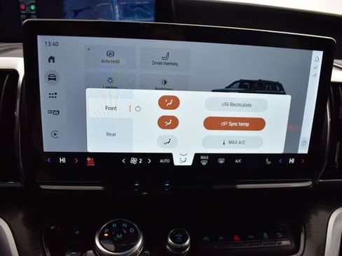 Used 2025 Ford Expedition Platinum w/ Stealth Performance Package image 25