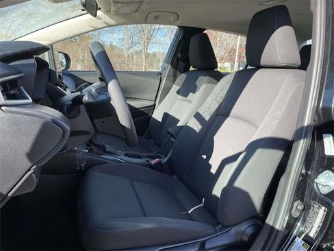 Used 2024 Toyota Corolla LE image 19