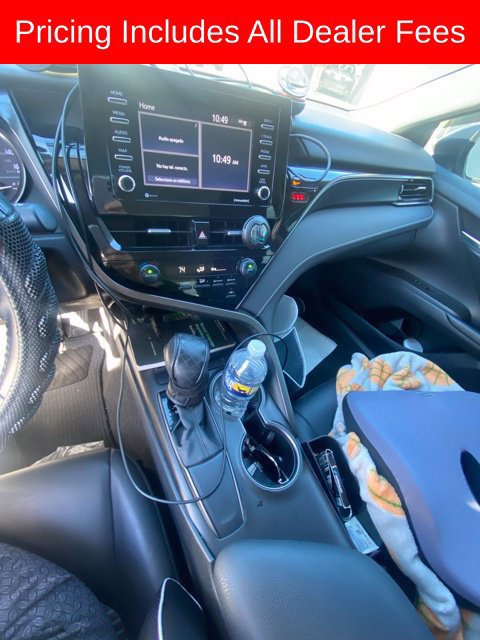 Used 2021 Toyota Camry SE FWD image 6