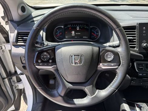 Used 2020 Honda Pilot Touring image 34