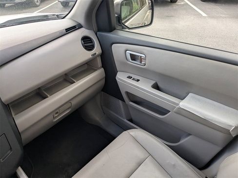 Used 2009 Honda Pilot EX-L image 16