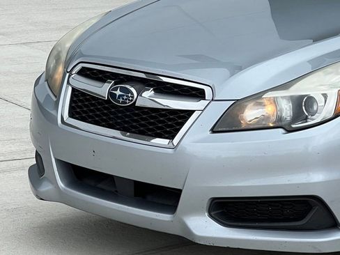 Used 2013 Subaru Legacy 2.5i AWD/4WD image 12