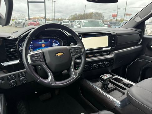 Used 2023 Chevrolet Silverado 1500 LTZ w/ LTZ Convenience Package II image 5