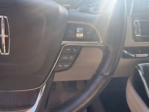 Used 2021 Lincoln Navigator L Reserve w/ Luxury Package AWD/4WD image 20