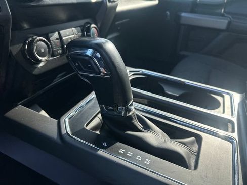 Used 2019 Ford F150 XLT w/ Equipment Group 302A Luxury AWD/4WD image 24