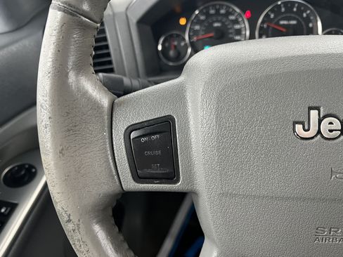Used 2007 Jeep Grand Cherokee Laredo AWD/4WD image 22