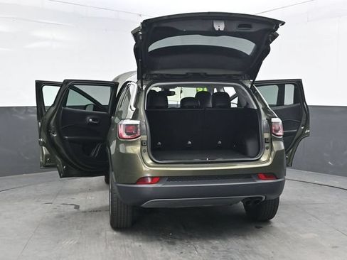 Used 2018 Jeep Compass Limited AWD/4WD image 47