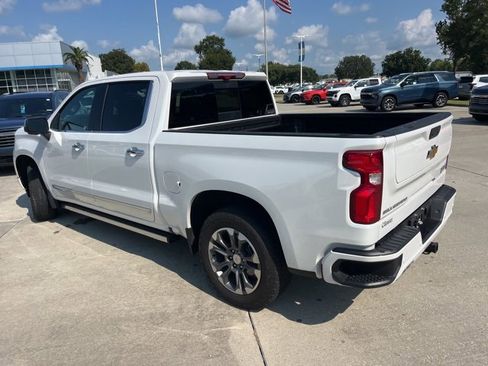 Used 2025 Chevrolet Silverado 1500 High Country w/ Technology Package image 5