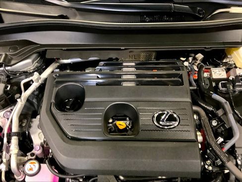 Certified 2025 Lexus UX 300h F SPORT Handling image 33
