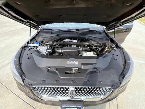 Certified 2023 Lincoln Aviator AWD image 25