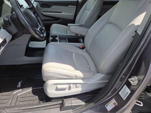 Used 2020 Honda Odyssey EX-L image 17