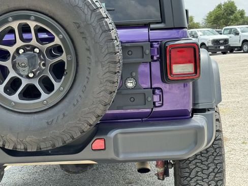 Used 2023 Jeep Wrangler Unlimited Rubicon w/ Xtreme 35 Tire Package AWD/4WD image 6