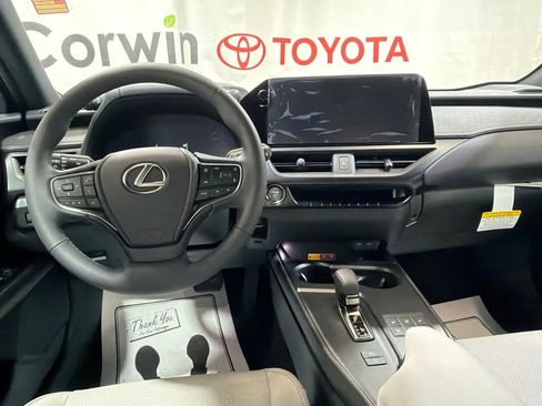 Used 2026 Lexus UX 300h AWD w/ Accessory Package (Z1) image 20