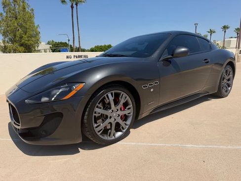 Used 2013 Maserati GranTurismo Sport RWD image 4