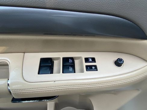 Used 2013 Nissan Armada SV AWD/4WD image 15