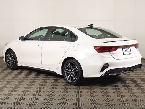 Used 2024 Kia Forte GT-Line w/ GT-Line Premium Package FWD image 11