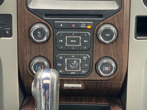 Used 2013 Ford F150 Lariat w/ Luxury Equipment Group AWD/4WD image 25