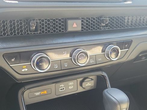 Used 2025 Honda CR-V EX image 28