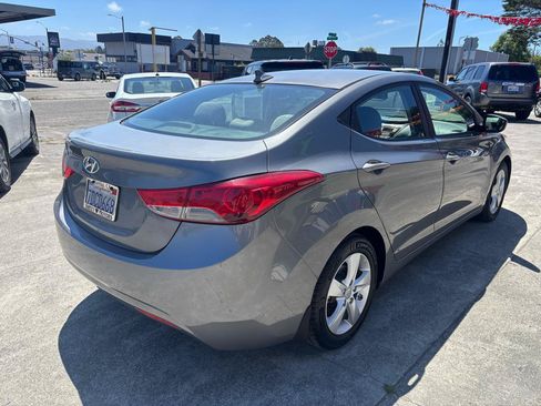Used 2013 Hyundai Elantra GLS FWD image 8