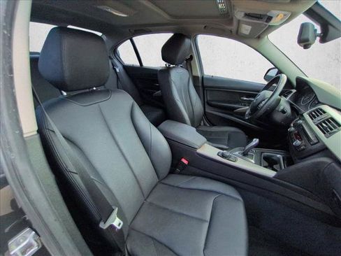Used 2015 BMW 320i xDrive Sedan AWD/4WD image 18
