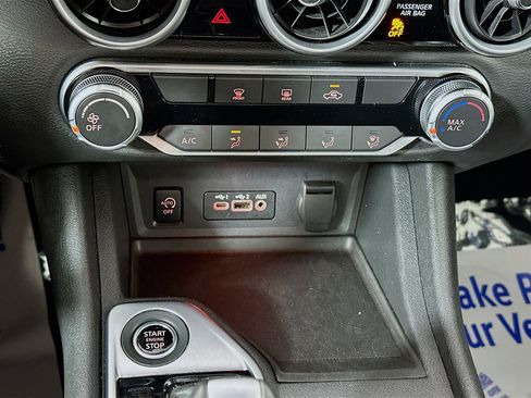 Used 2024 Nissan Sentra SV image 15