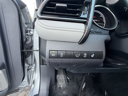 Certified 2021 Toyota Camry XLE w/ Cold Weather Package image 20