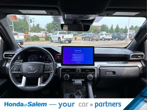 Used 2024 Toyota Tacoma TRD Off-Road AWD/4WD image 10
