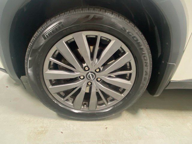 Used 2022 Nissan Pathfinder SL w/ SL Premium Package AWD/4WD image 5