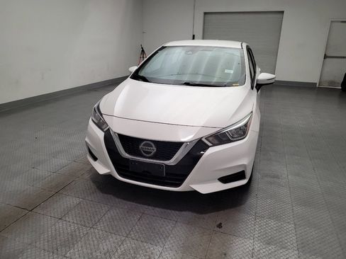 Used 2020 Nissan Versa SV FWD image 15