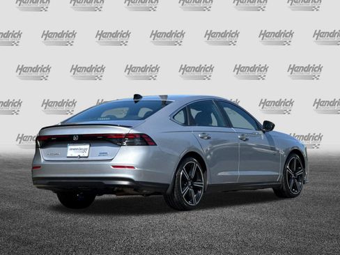 Used 2023 Honda Accord Sport image 5