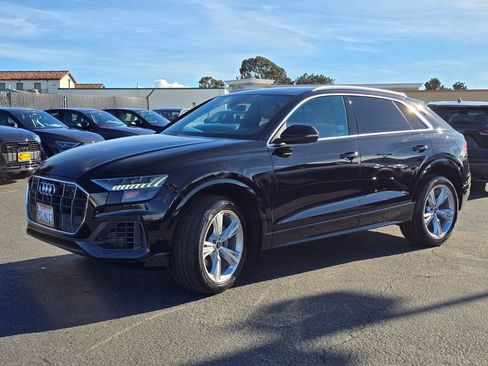 Used 2023 Audi Q8 Premium w/ Convenience Package image 2