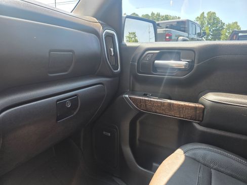 Used 2021 GMC Sierra 1500 Denali w/ Technology Package AWD/4WD image 12
