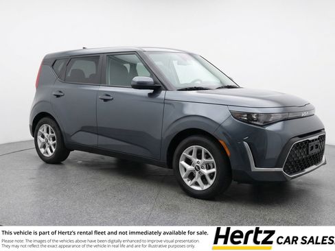 Used 2025 Kia Soul LX w/ LX Technology Package FWD image 1