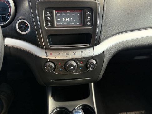 Used 2012 Dodge Journey SXT image 13