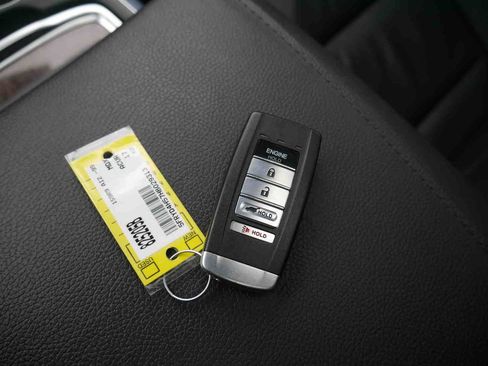 Used 2017 Acura MDX SH-AWD w/ Technology Package image 34