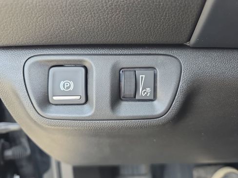 Certified 2023 GMC Acadia SLE w/ LPO, Floor Liner Package FWD image 28