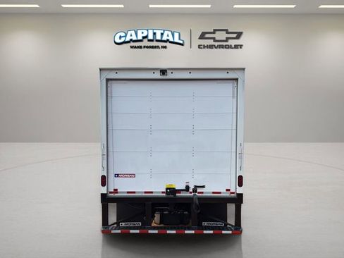 New 2025 Chevrolet Low Cab Forward 5500XG RWD image 5