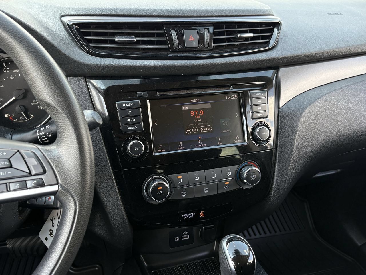 Used 2021 Nissan Rogue Sport S FWD image 19