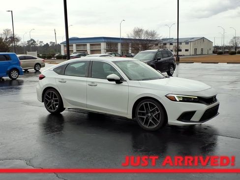 Used 2022 Honda Civic Sport Touring image 1