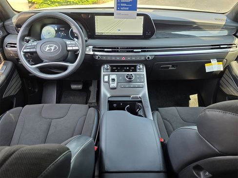 New 2025 Hyundai Palisade Calligraphy image 8