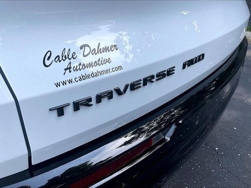 Used 2026 Chevrolet Traverse RS w/ LPO, Floor Liner Package AWD/4WD image 32