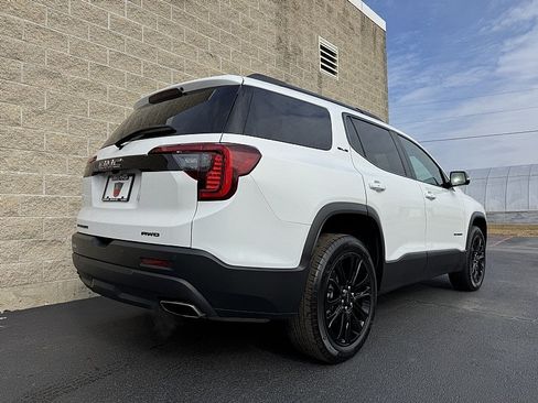 Used 2023 GMC Acadia SLE w/ Driver Convenience Package AWD/4WD image 3