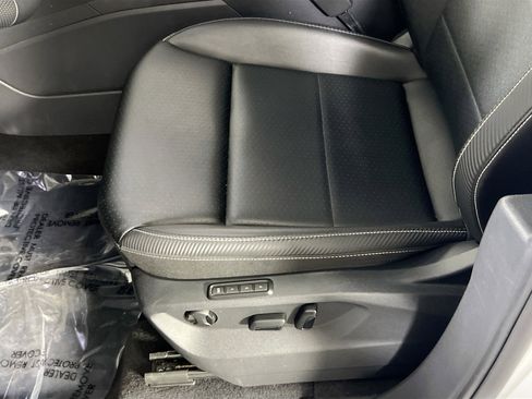 Used 2023 Volkswagen Atlas Cross Sport SEL R-Line image 19