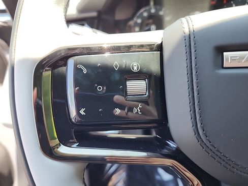 Certified 2025 Land Rover Range Rover Velar S image 19