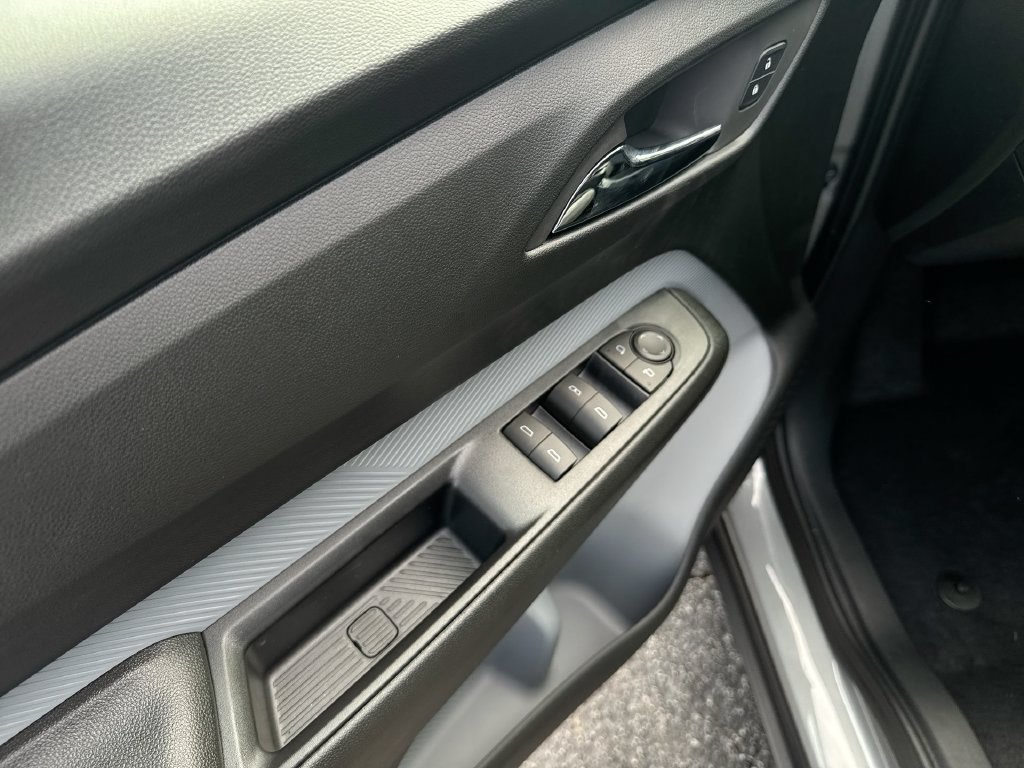 New 2027 Chevrolet Bolt LT FWD image 15