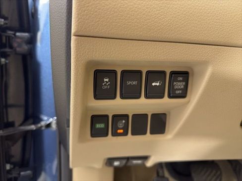 Used 2015 Nissan Rogue SV w/ SV Premium Package FWD image 23