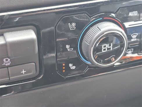 Used 2024 Chevrolet Silverado 3500 High Country w/ High Country Premium Package image 20