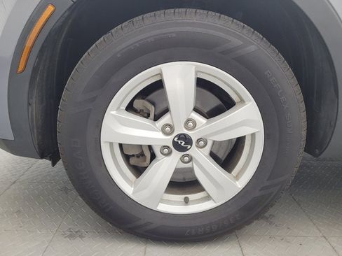 Used 2022 Kia Sorento LX AWD/4WD image 31